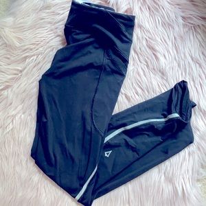 Girls Ivivva leggings size 10